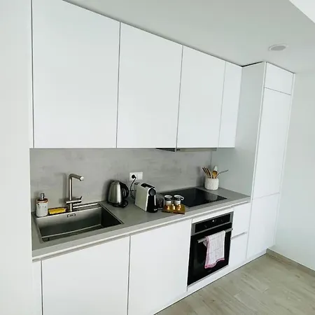 Cosy 1 Bedroom Flat In Center With Terrace Apartment *